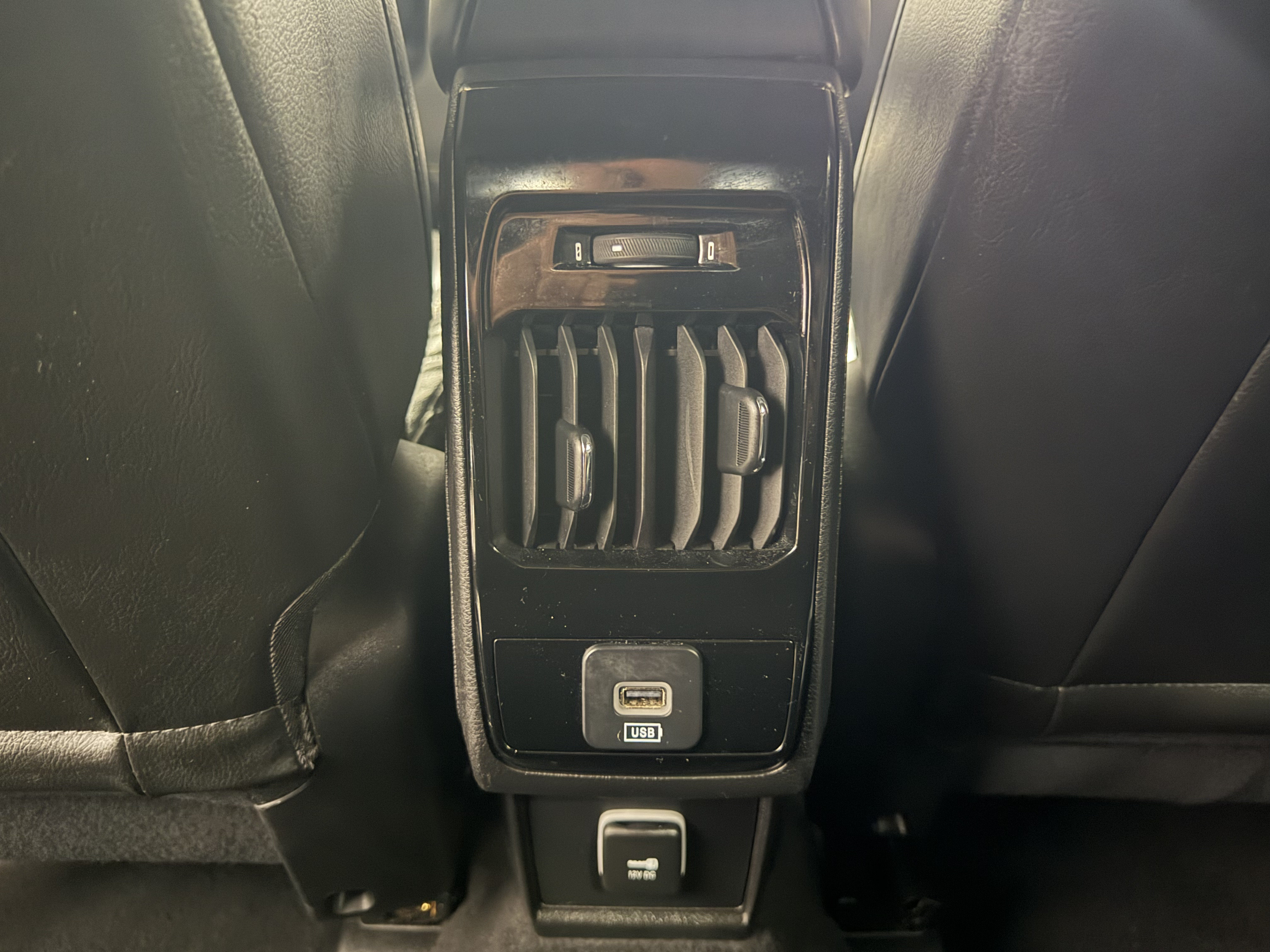 Used 2023 Jeep Compass Limited AWD/4WD image 24