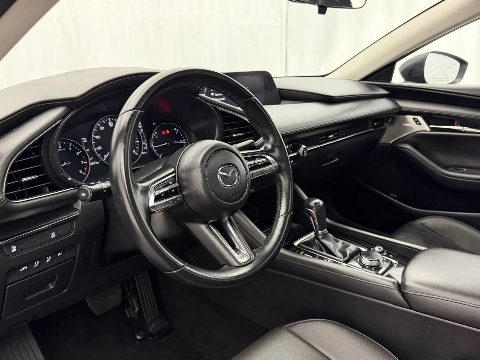 Used 2021 MAZDA MAZDA3 s FWD image 6