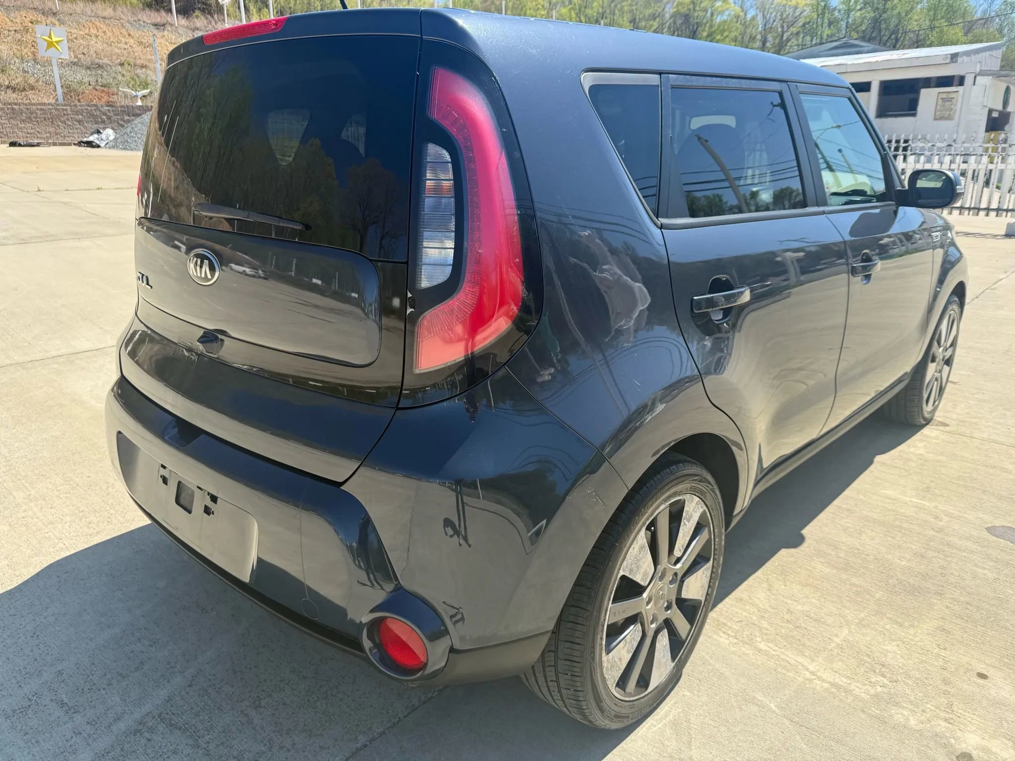 Used 2014 Kia Soul ! image 8