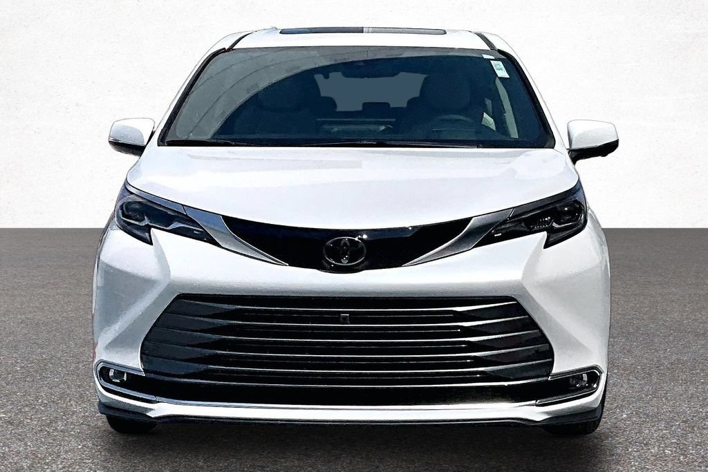 New 2026 Toyota Sienna Platinum AWD/4WD image 11