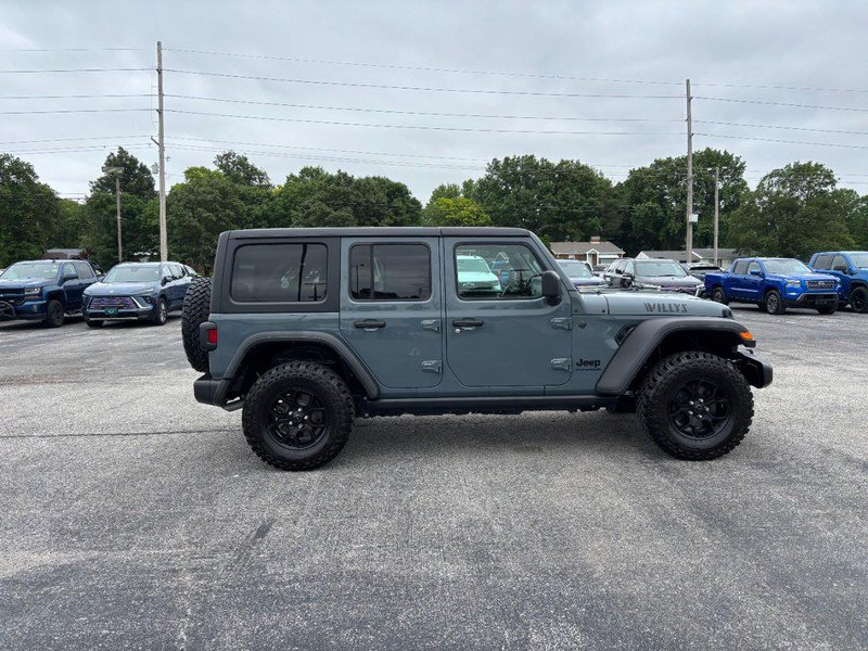 Used 2024 Jeep Wrangler Unlimited Sport AWD/4WD image 6