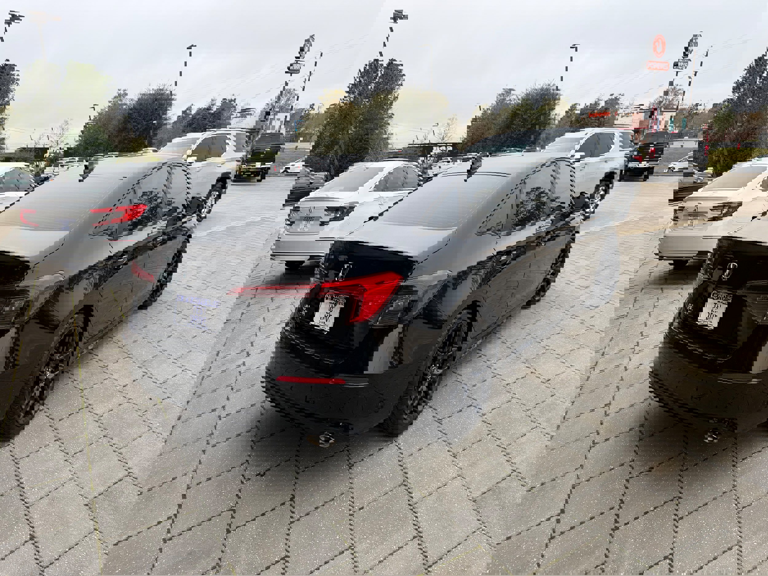 Used 2022 Honda Civic Sport image 5