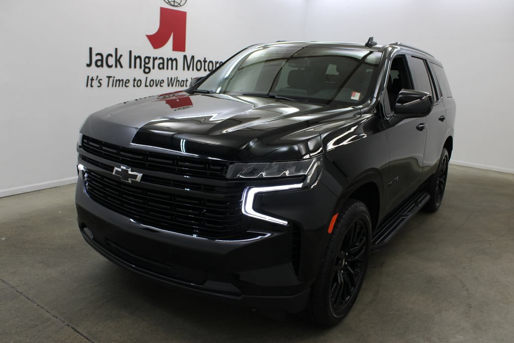 Used 2023 Chevrolet Tahoe RST RWD image 2