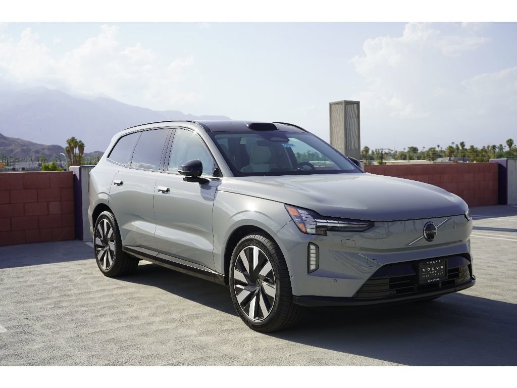 New 2025 Volvo EX90 Ultra