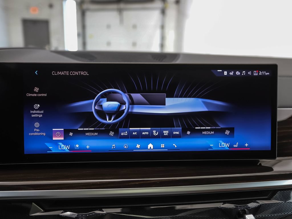 New 2026 BMW X5 xDrive50e AWD/4WD image 18