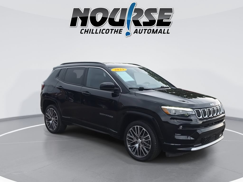 Used 2023 Jeep Compass Limited w/ Elite Group AWD/4WD image 2