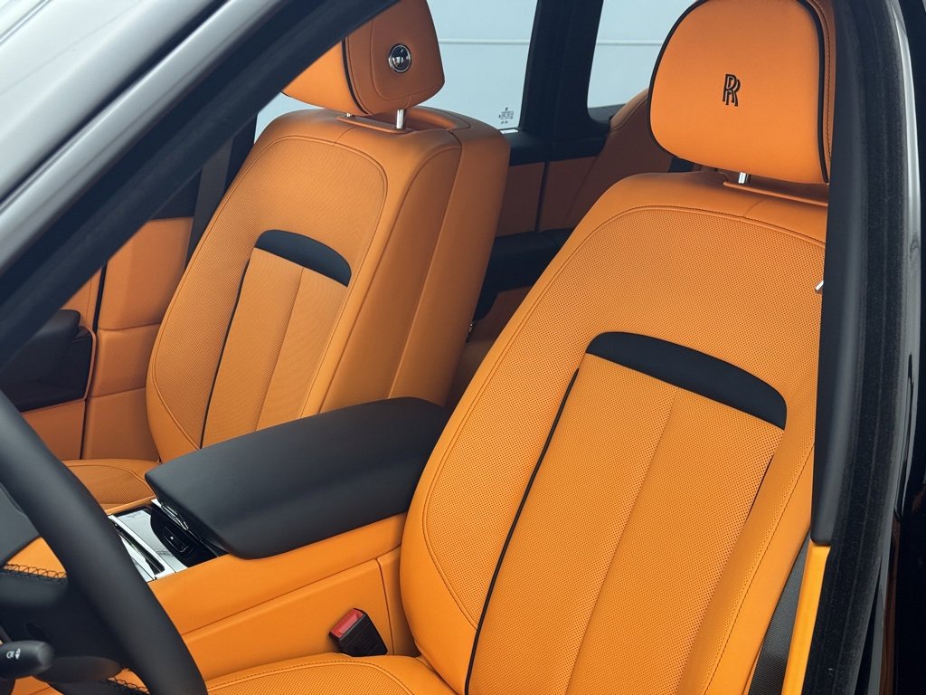 New 2026 Rolls-Royce Cullinan image 5