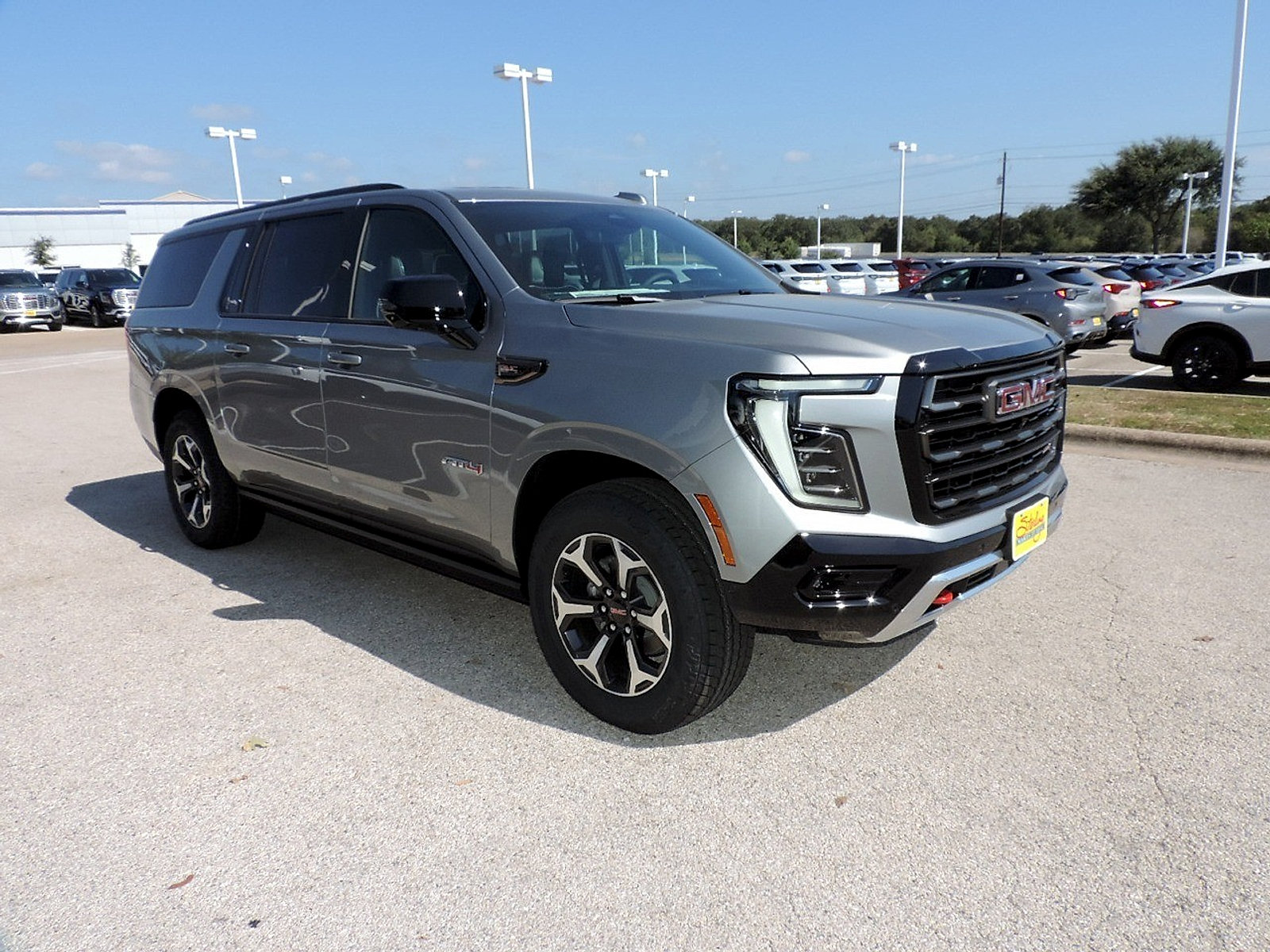 New 2026 GMC Yukon XL AT4 Ultimate w/ LPO, Floor Liner Package AWD/4WD image 3