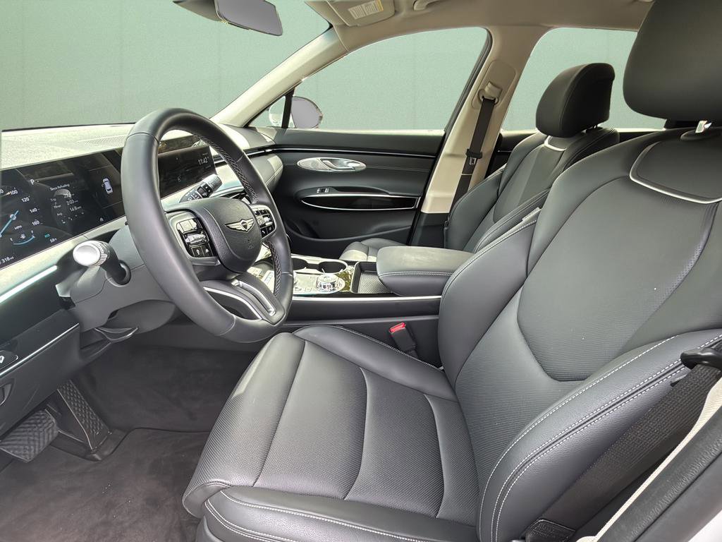 Certified 2026 Genesis GV70 2.5T image 14