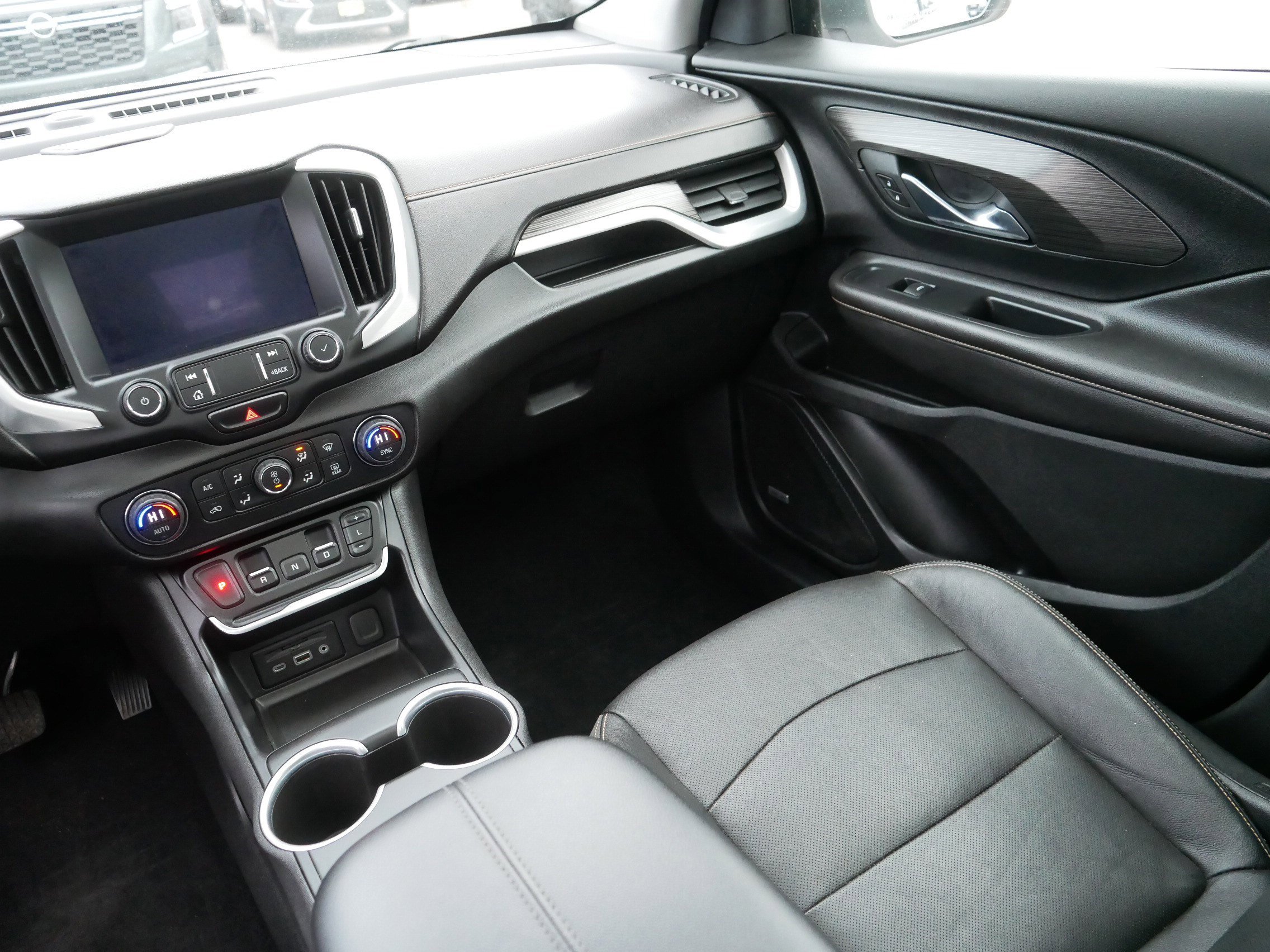 Used 2020 GMC Terrain SLT w/ Preferred Package image 11