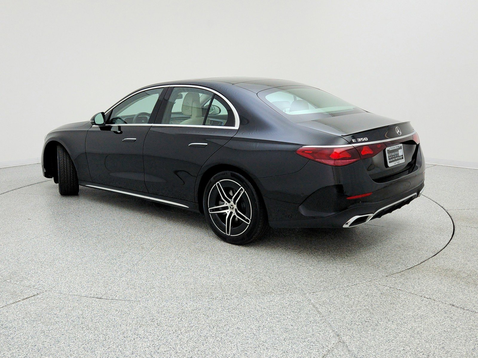 Used 2026 Mercedes-Benz E 350 4MATIC Sedan image 7