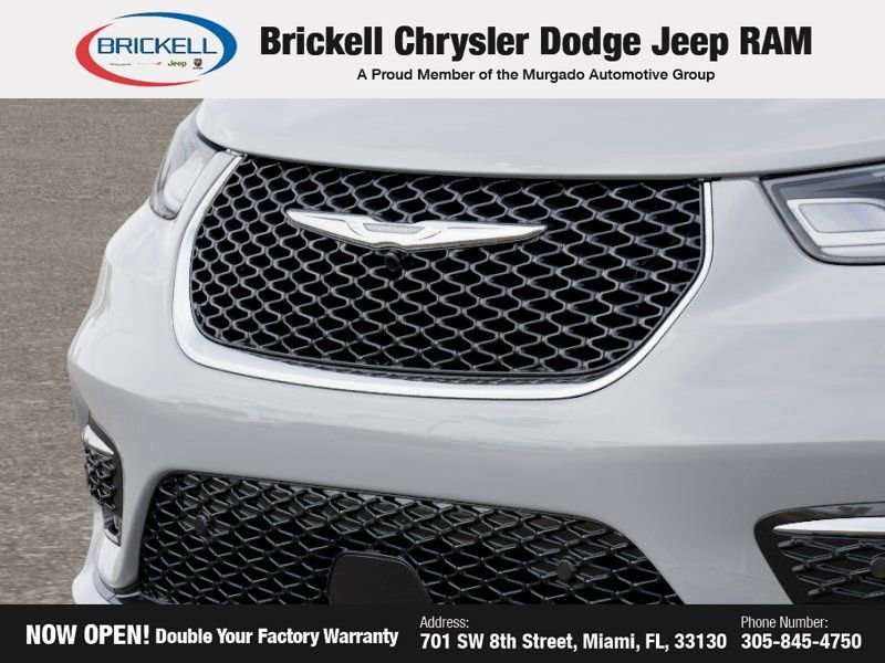 New 2026 Chrysler Pacifica Select image 11