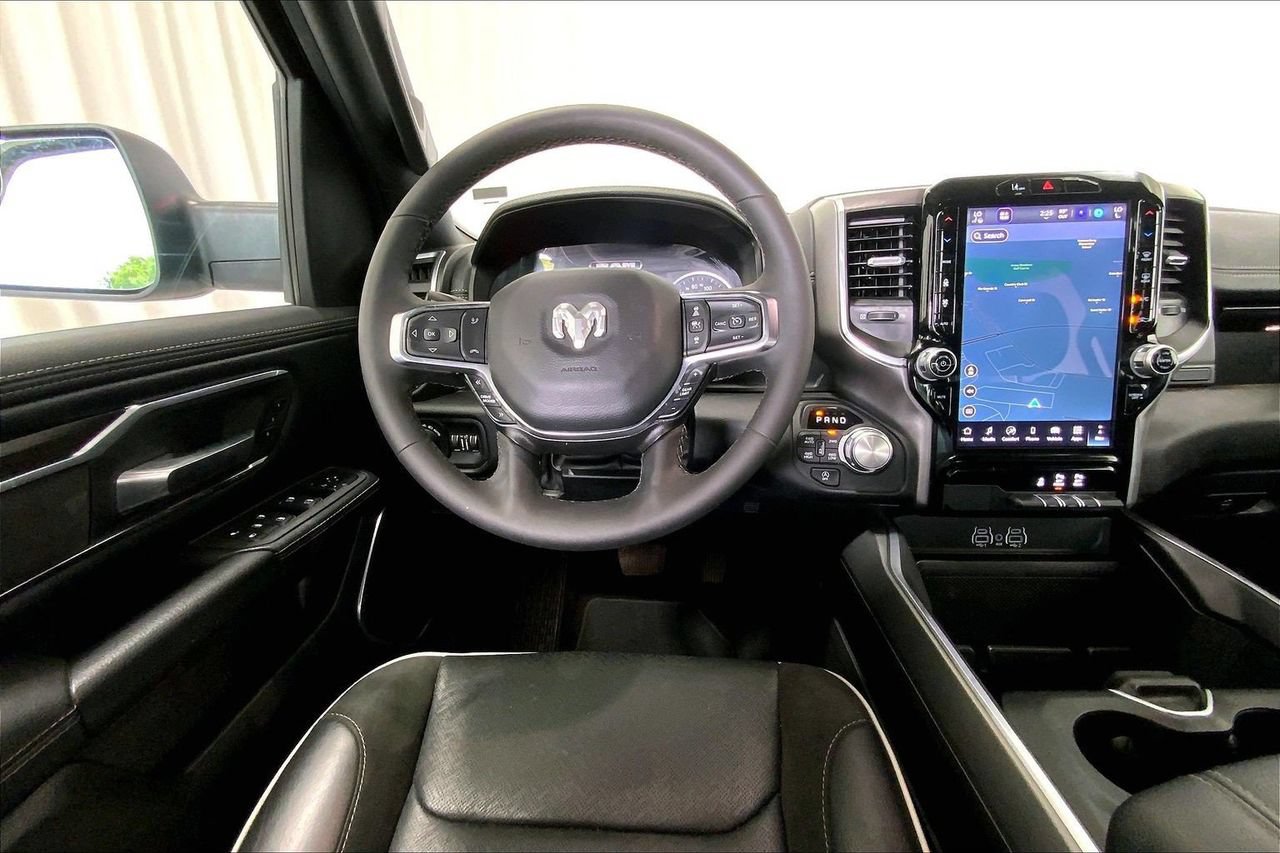 Used 2026 RAM 1500 Laramie AWD/4WD image 4