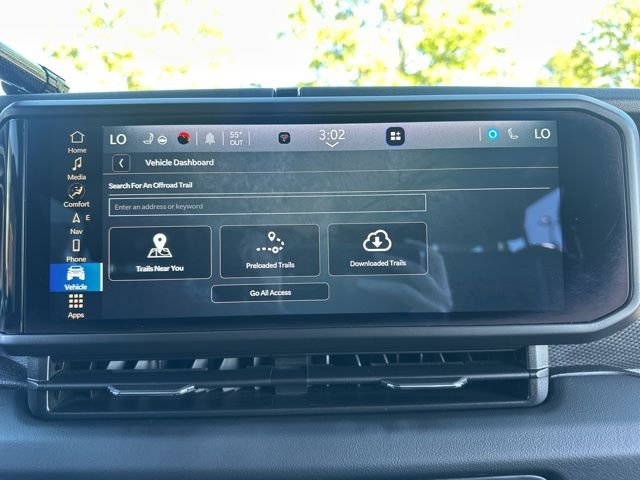 Used 2024 Jeep Wrangler Unlimited Rubicon w/ Technology Group image 46