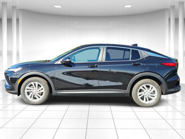 Used 2025 Buick Envista Preferred w/ Convenience II Package FWD image 2