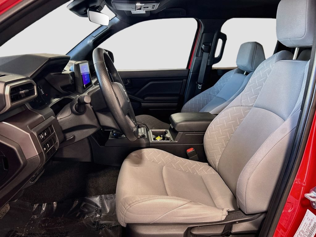 Used 2026 Toyota Tacoma SR5 AWD/4WD image 17
