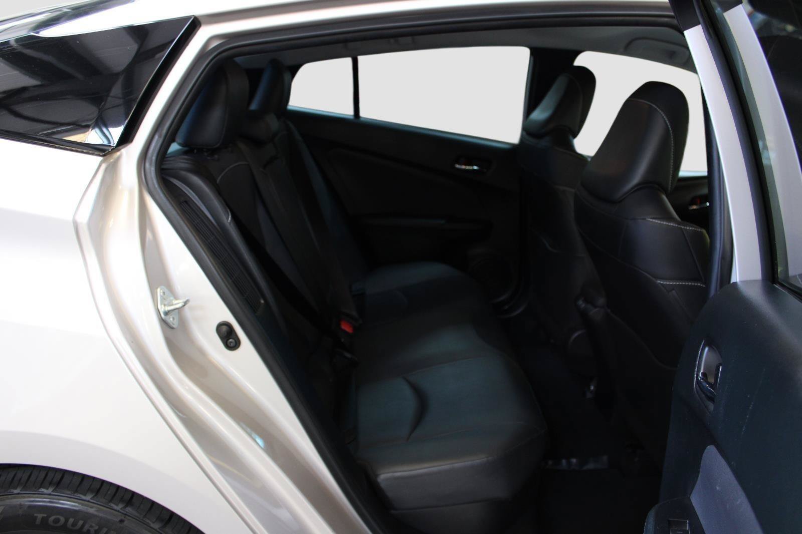 Used 2021 Toyota Prius Prime XLE FWD image 38