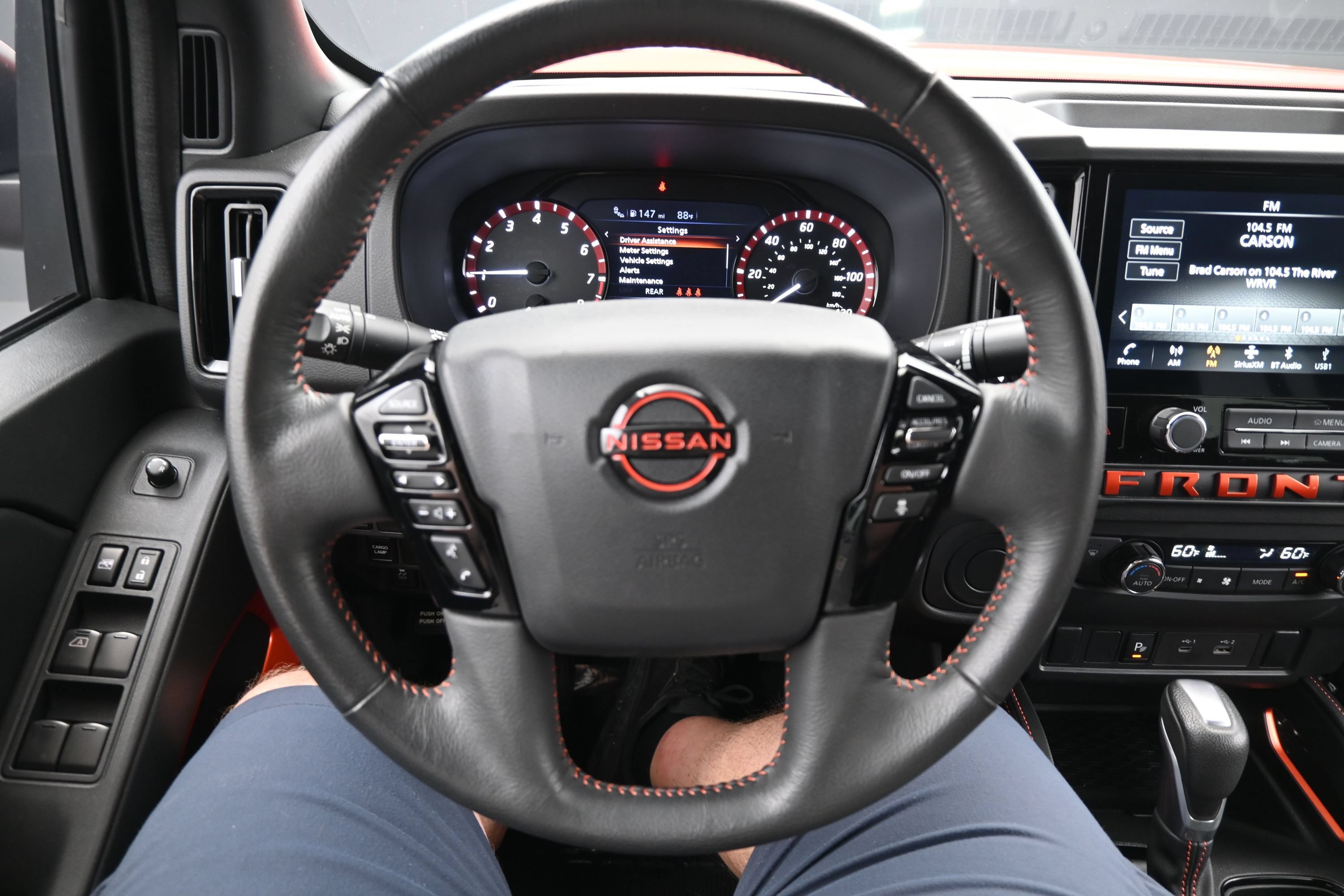 Used 2025 Nissan Frontier Pro-X RWD image 17