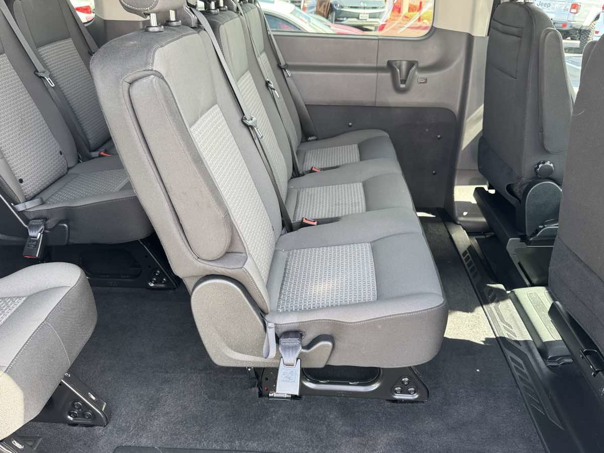 Used 2021 Ford Transit 350 XLT RWD image 19