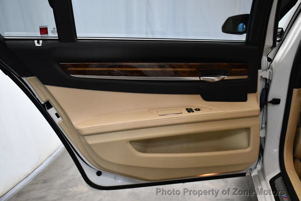 Used 2013 BMW 750Li xDrive AWD/4WD image 21
