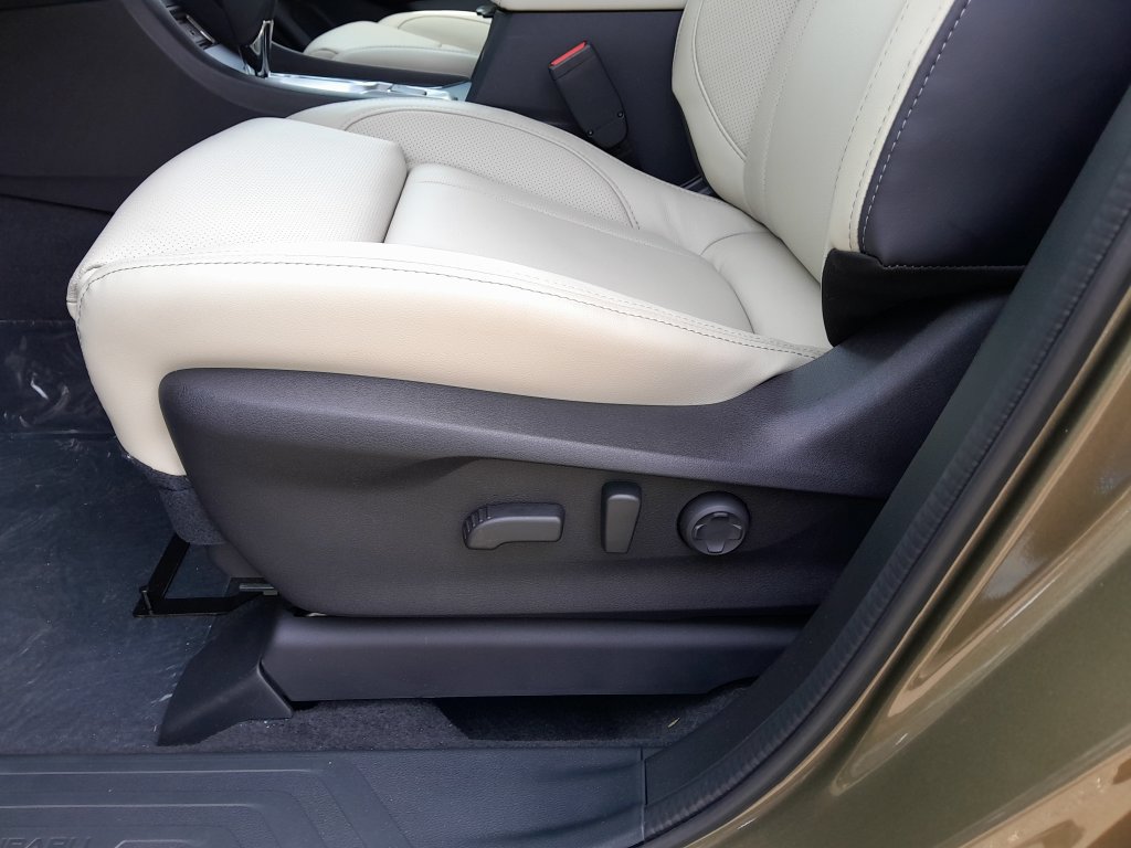 New 2026 Subaru Ascent Limited AWD/4WD image 8