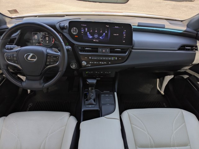 Certified 2022 Lexus ES 350 Ultra Luxury w/ Accessory Package 2 FWD image 14