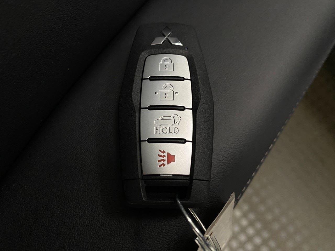 New 2026 Mitsubishi Outlander SE AWD/4WD image 71
