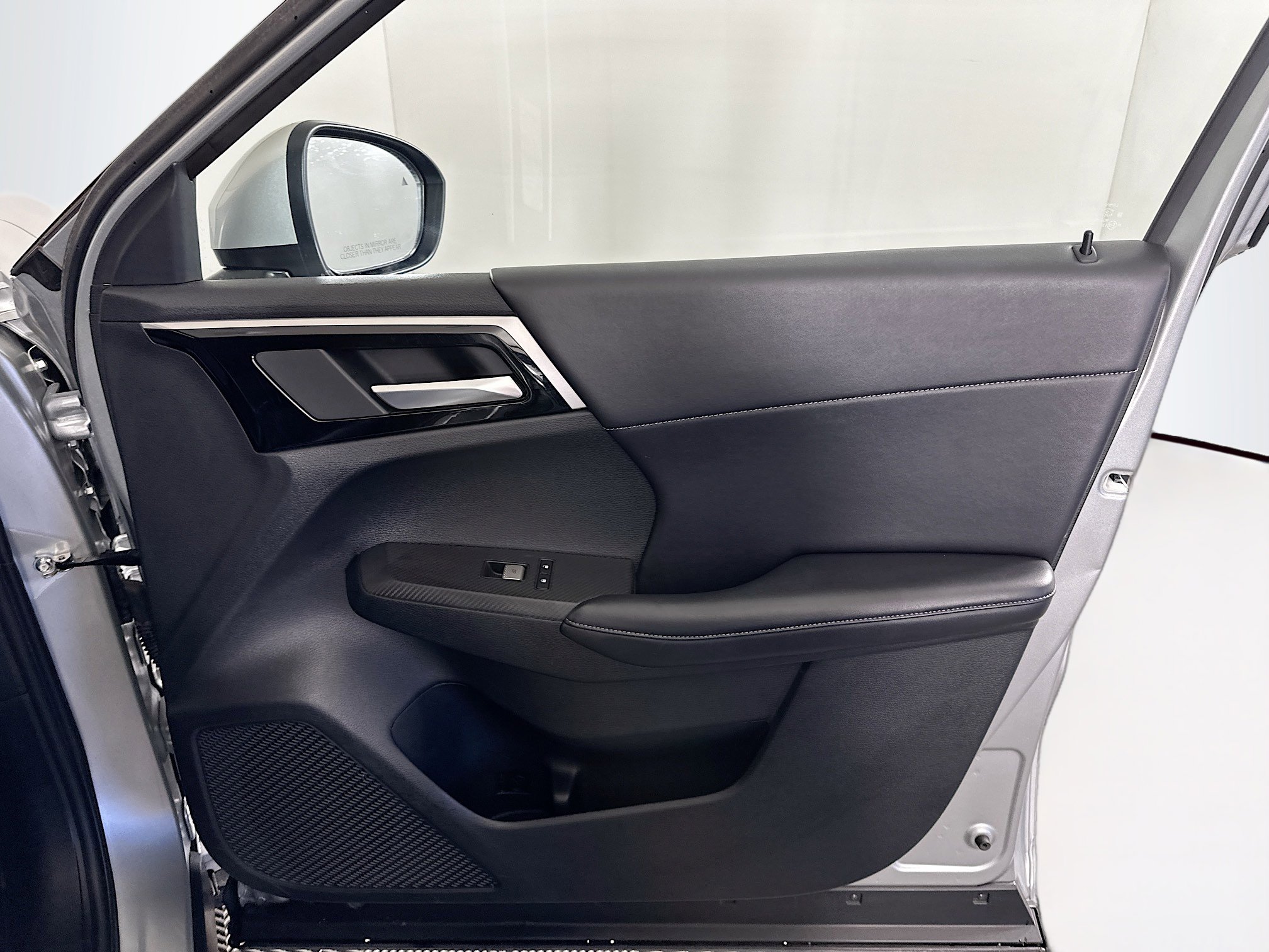 Used 2024 Mitsubishi Outlander SE image 34