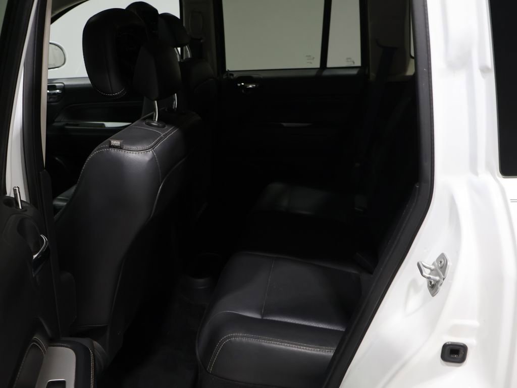 Used 2015 Jeep Compass High Altitude image 6