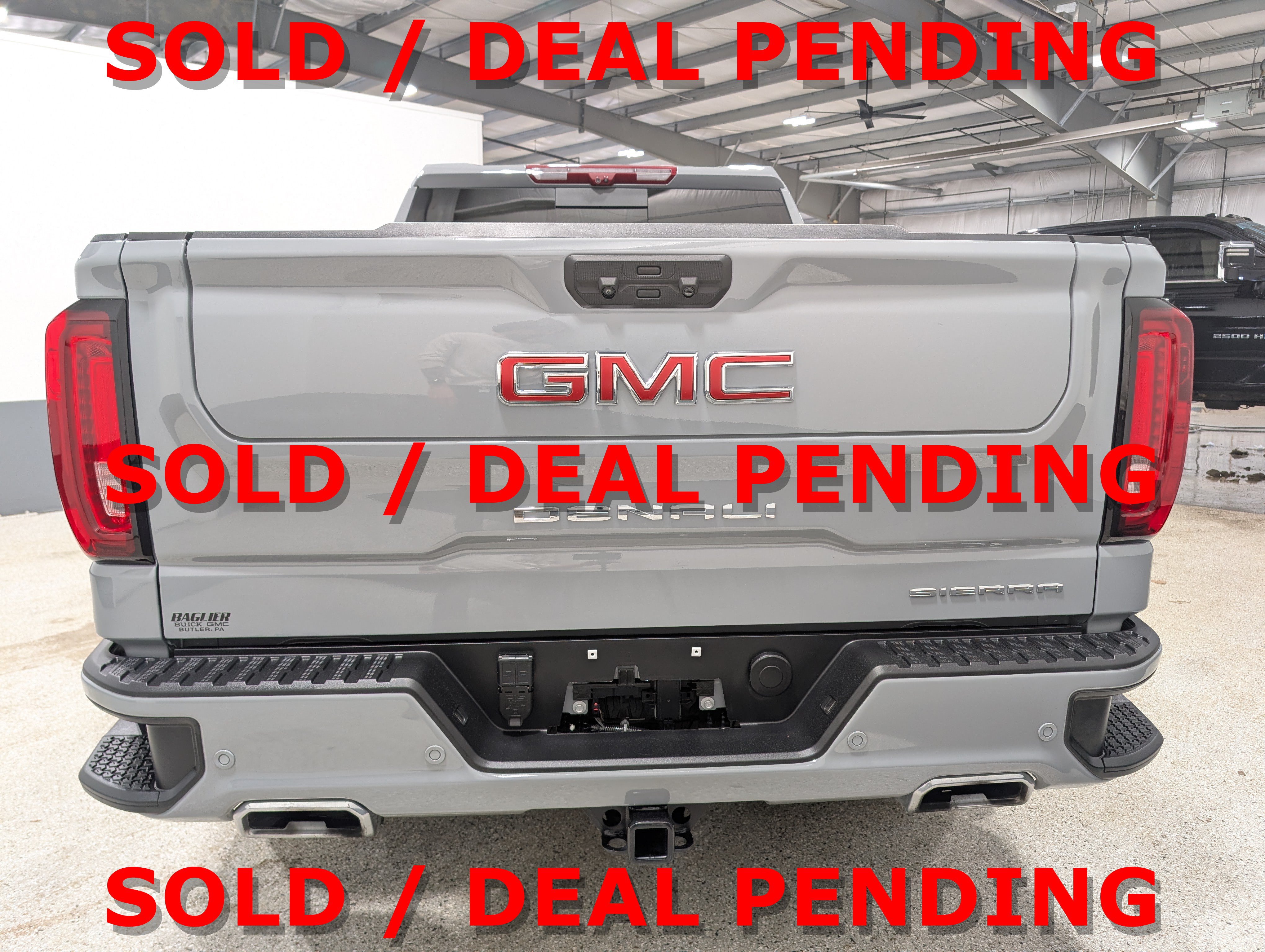 Used 2025 GMC Sierra 1500 Denali w/ Denali Reserve Package AWD/4WD image 4