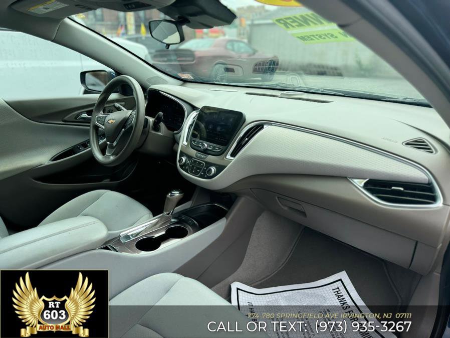 Used 2020 Chevrolet Malibu LT image 18