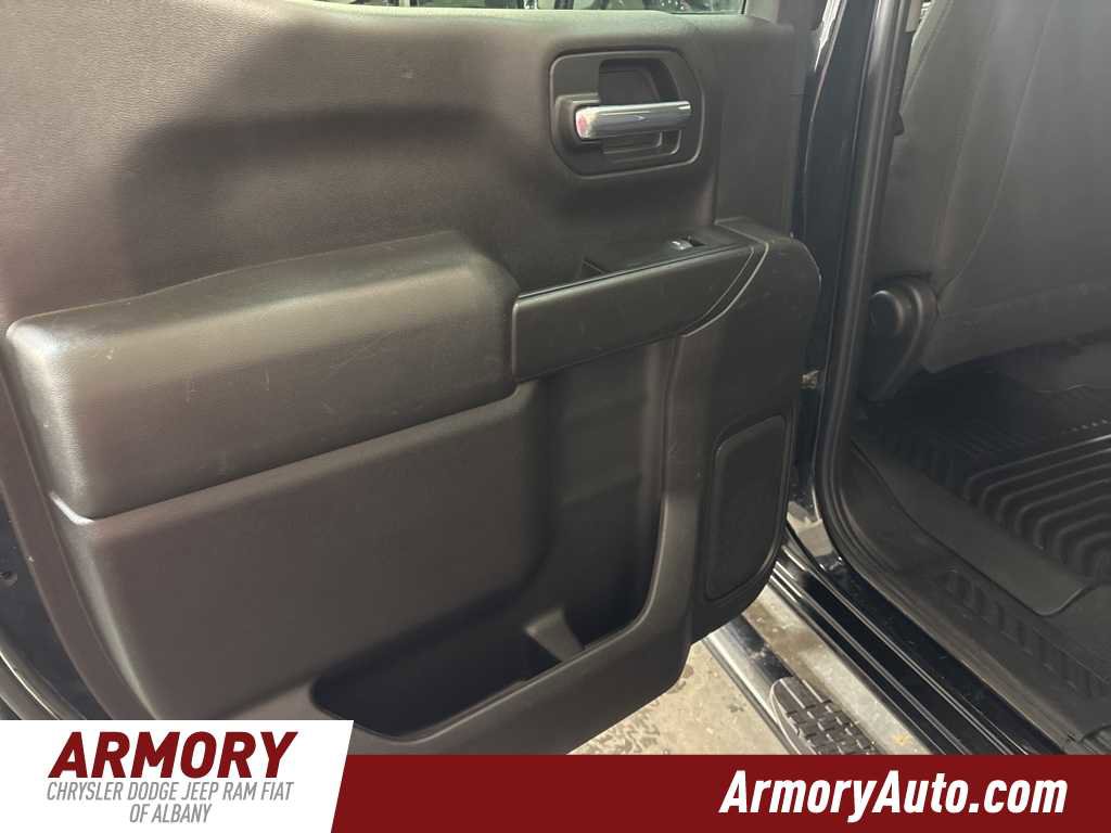 Used 2020 Chevrolet Silverado 1500 Custom w/ Custom Value Package image 21