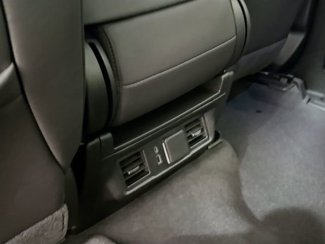 Used 2025 GMC Sierra 2500 SLT image 29