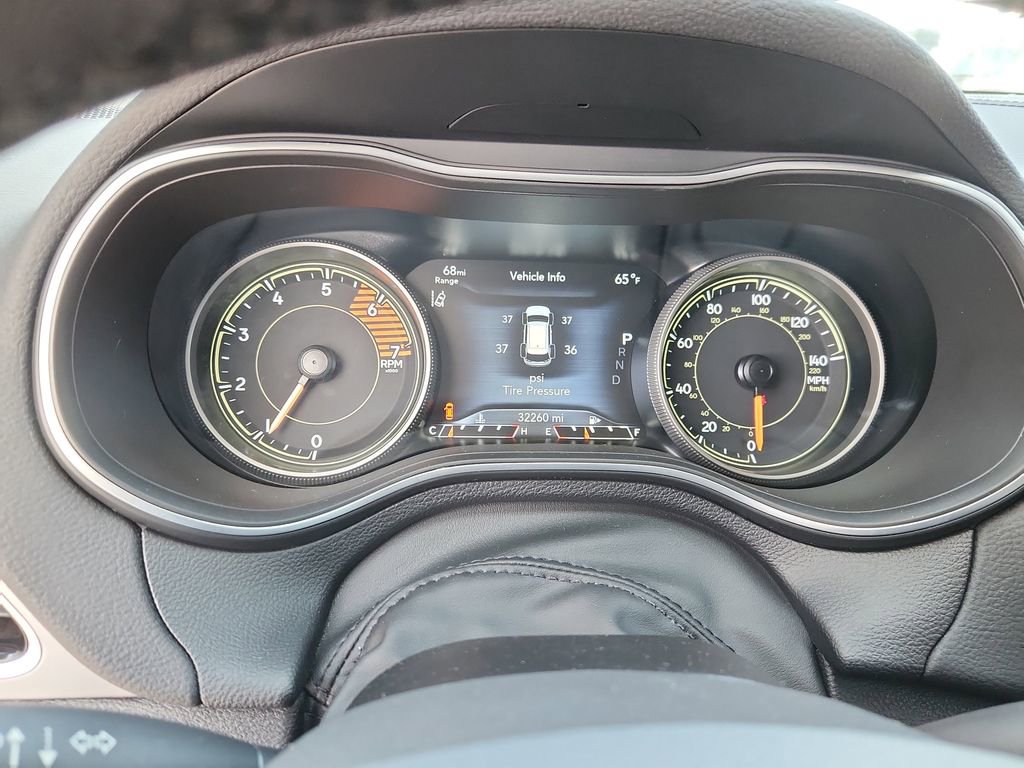 Used 2022 Jeep Cherokee Limited w/ Elite Package image 20