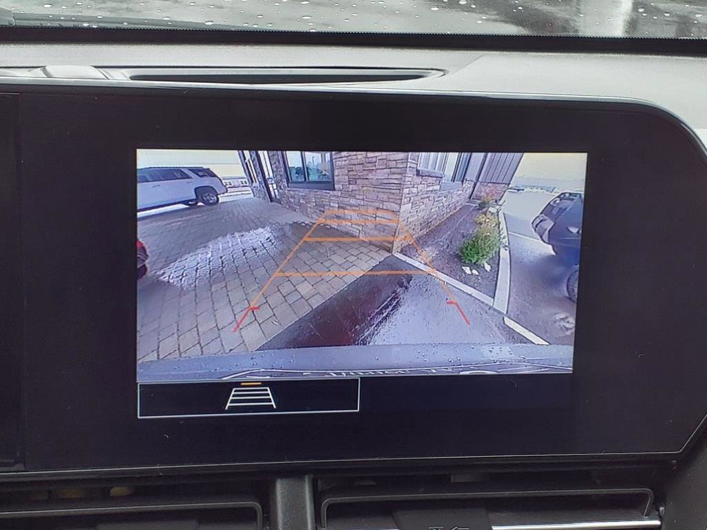 Used 2024 Chevrolet Trax LS w/ LS Convenience Package image 12