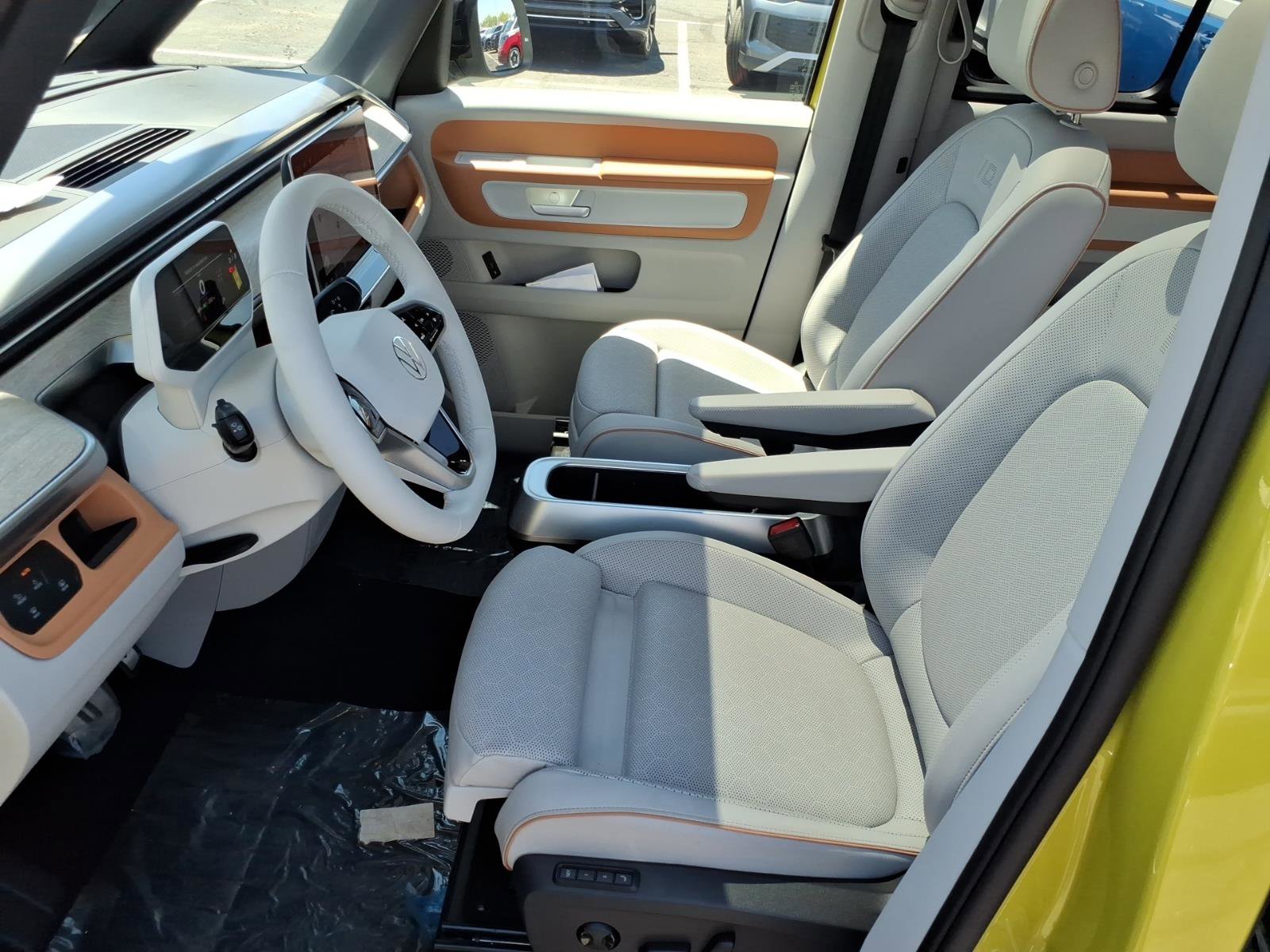 New 2025 Volkswagen ID. Buzz 1st Edition AWD/4WD image 12