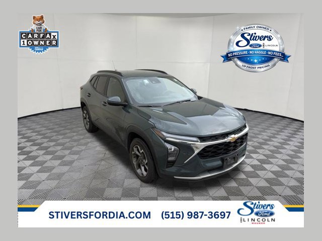 Used 2025 Chevrolet Trax LT