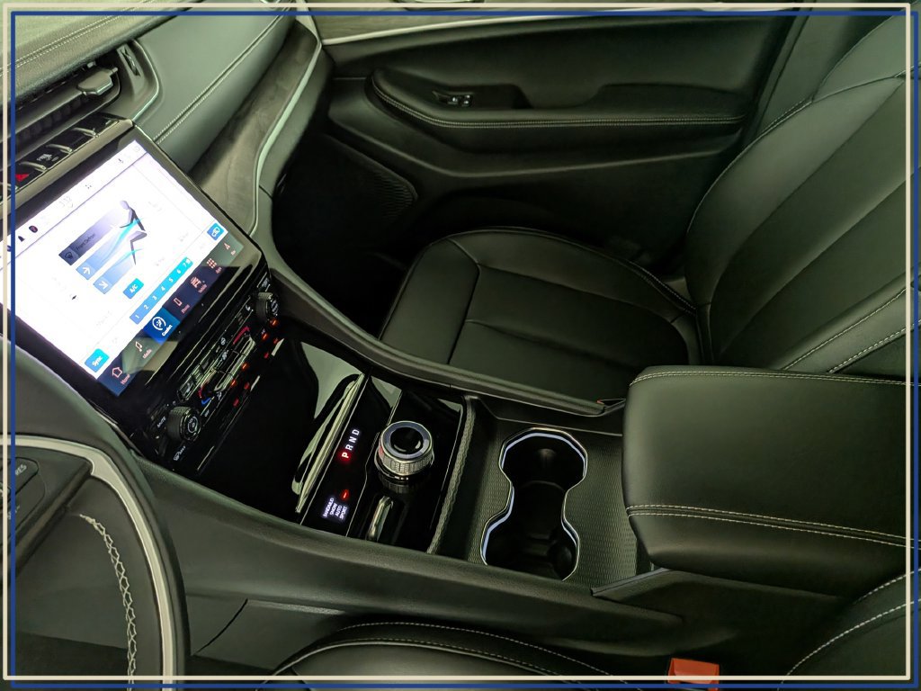Certified 2025 Jeep Grand Cherokee Limited AWD/4WD image 28