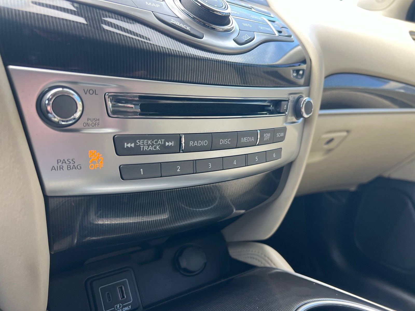 Used 2020 INFINITI QX60 Luxe w/ Essential Package FWD image 21
