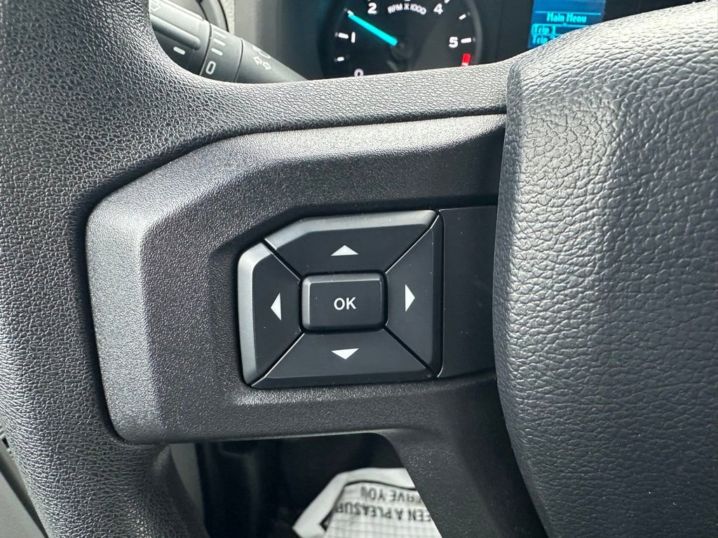 Used 2024 Ford E-350 and Econoline 350 Super Duty image 18