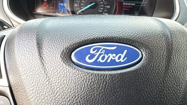 Certified 2020 Ford Edge Titanium image 19