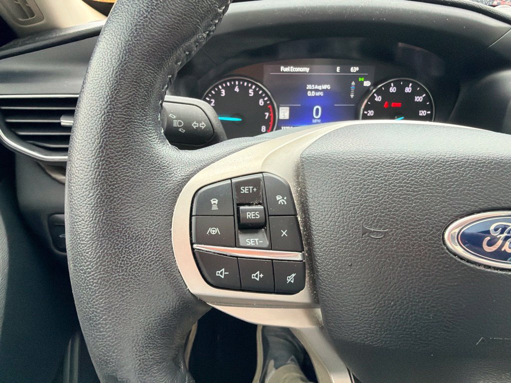 Used 2024 Ford Explorer Limited w/ Limited Technology Package RWD image 7