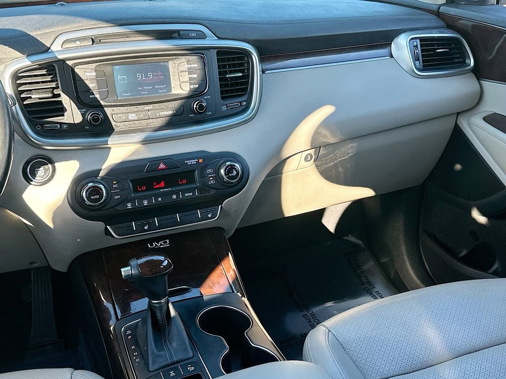 Used 2016 Kia Sorento EX w/ EX Premium Package image 22