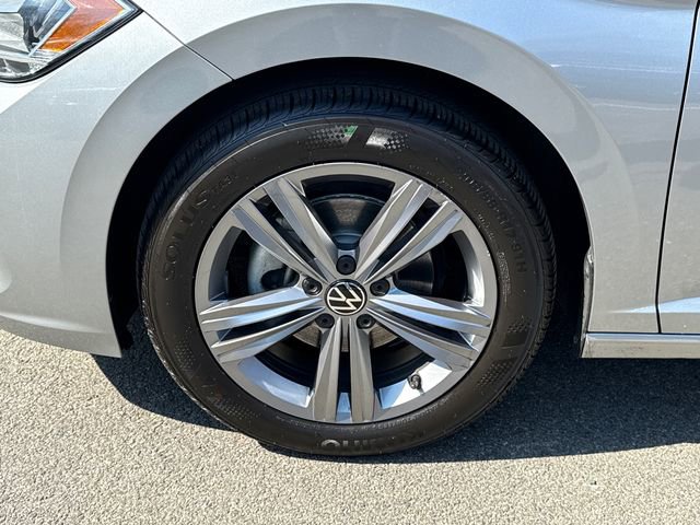 Used 2023 Volkswagen Jetta SE image 10