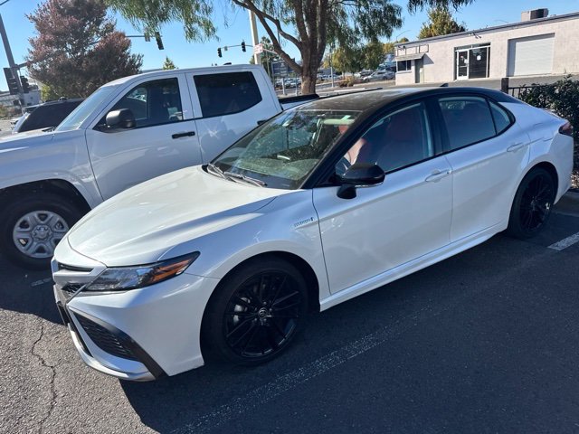 Used 2021 Toyota Camry XSE FWD image 15