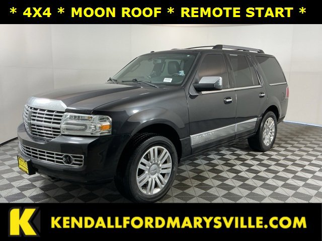 Used 2012 Lincoln Navigator 4WD image 1