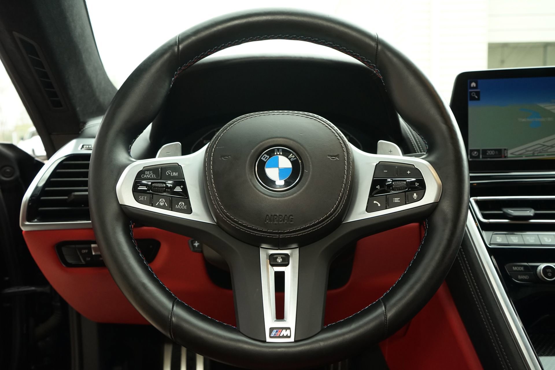 Used 2023 BMW M850i xDrive Coupe image 13