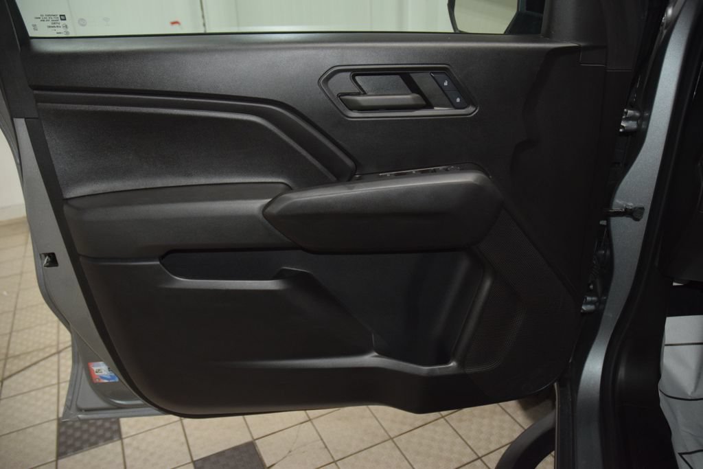 Used 2024 Chevrolet Colorado Trail Boss w/ Technology Package AWD/4WD image 46