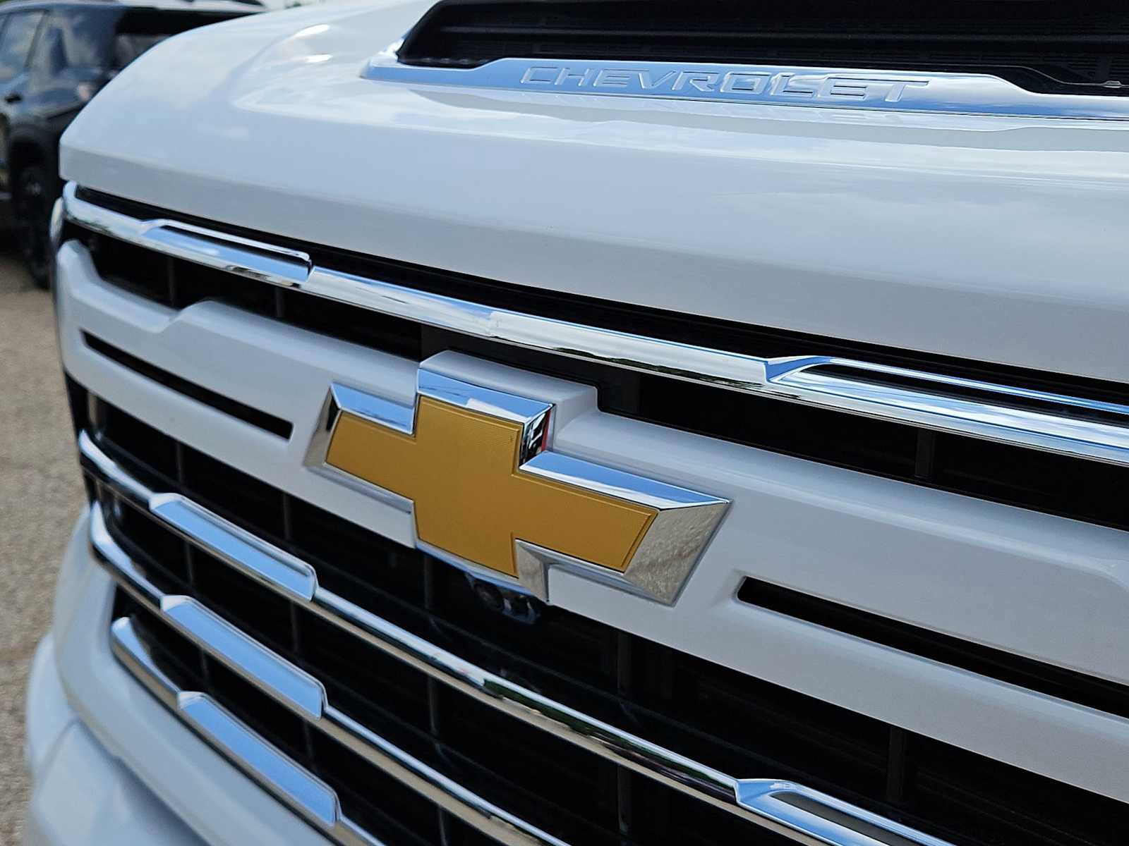New 2026 Chevrolet Silverado 2500 LT w/ Z71 Chrome Sport Edition AWD/4WD image 13