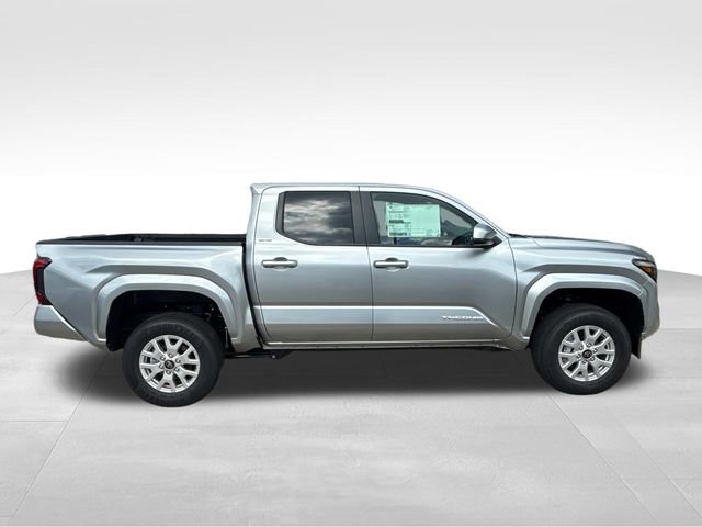 New 2026 Toyota Tacoma SR5 AWD/4WD image 9